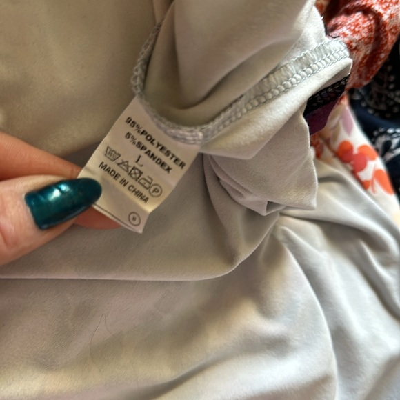 Cute tank top - Picture 8 of 8